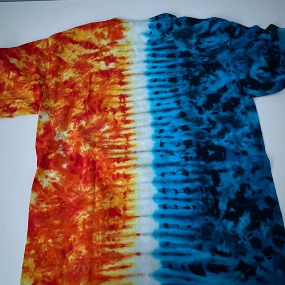 Walt Disneyworld 2013 Multicolor Tie Dye Shirt - Picture 2 of 3